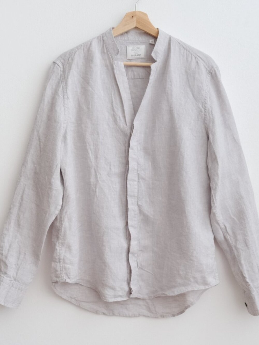 Baird McNutt for Murano 100% Linen Classic Fit Long Sleeve Woven Shirt